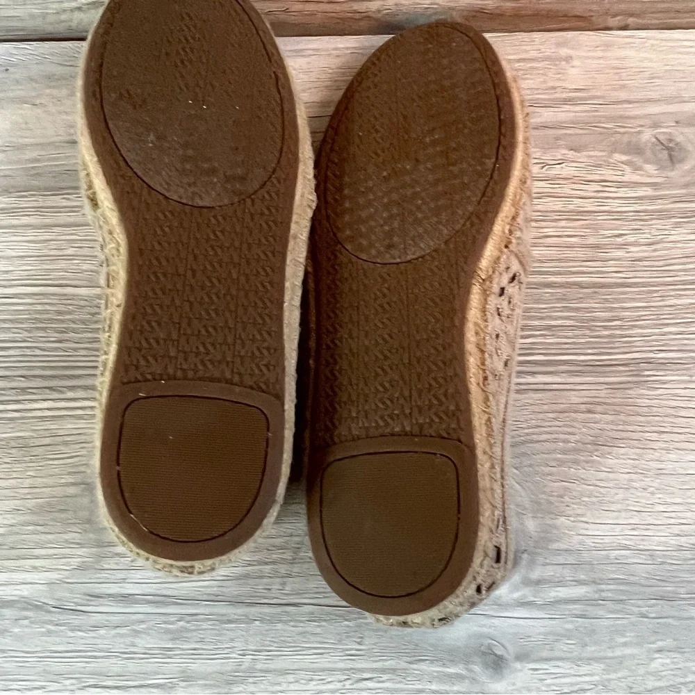 Michael Kors Darci slip on round toe canvas cutout pattern espadrilles